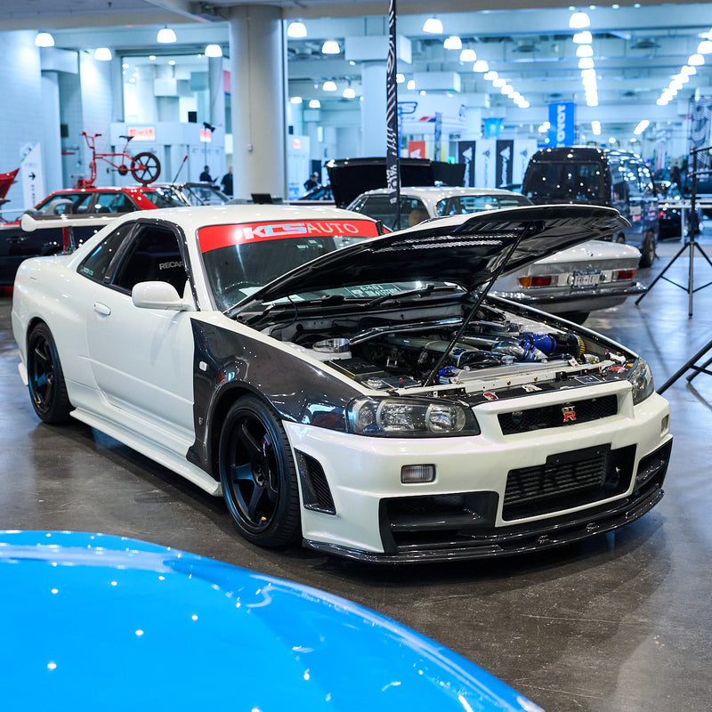 Seretse Clouden Nissan R34 GTR 2001